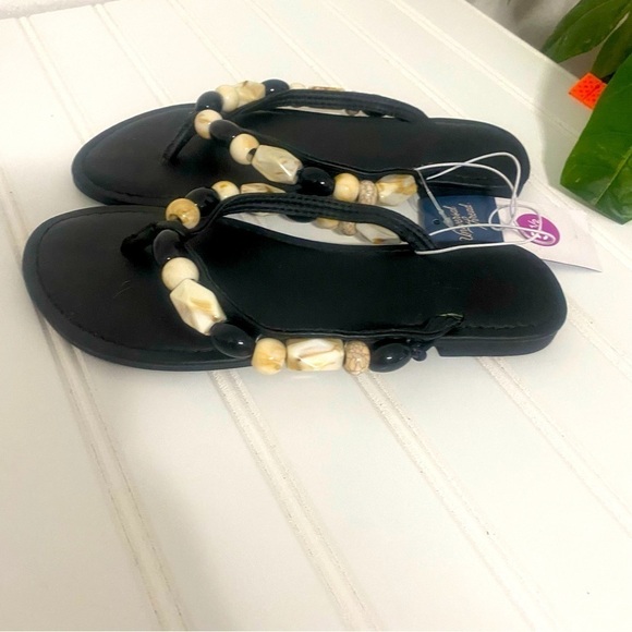 Universal Thread Women’s Cindy Beaded Flip Flop Sandals Black Size 5.5 - Picture 3 of 7